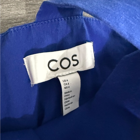 COS Wide Leg Jumpsuit in Brigh Blue Size 4 Smocked Cutout Back Sleeveless Retro - Picture 8 of 16